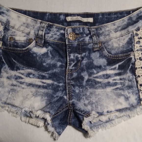 Vanilla Star DenimShorts - Picture 5 of 8